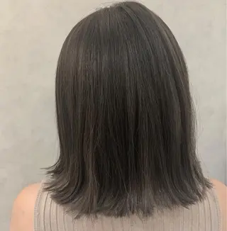 ミディアム カラー ︎︎🧸 ユリ ︎︎🧸のヘアスタイル