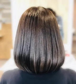 ミディアム KOU コウのヘアスタイル