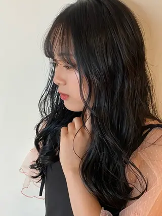 ミディアム パーマ MIKA 自由が丘美容室のヘアスタイル