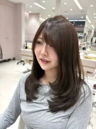 セミロング カラー 銀座/レイヤー/ 透明感カラー✨りくのヘアスタイル