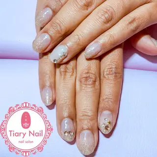 ネイル tiarynail K K🐼のネイルデザイン