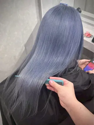 ロング カラー いろあそび 町田所属・ハイトーン🪼派手髪 mahoのヘアスタイル