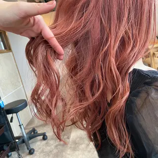 ロング 今井 悠菜のヘアスタイル