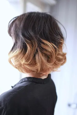 ショート カラー 大西 カズマのヘアスタイル