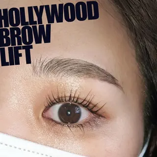 マツエク・マツパ 平田 愛美のヘアスタイル