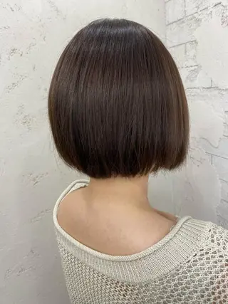 ショート 中目黒ブリーチカラー ボブ橋本青輝のヘアスタイル