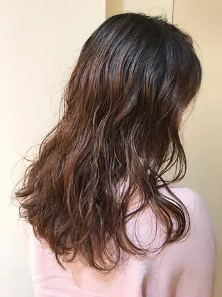 ミディアム セミロング パーマ タジマ ヤスヒサのヘアスタイル