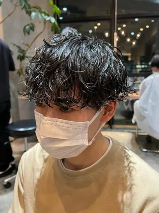 ショート パーマ メンズ 波巻きスパイラルパー マ/シャドウパーマ駿のヘアスタイル