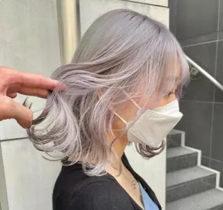 ミディアム カラー ヘアアレンジ 🌹TikTok４万 ﾌｫﾛﾜｰ🌹AKIのヘアスタイル