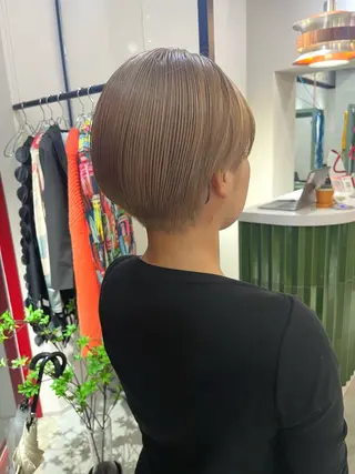 ショート カラー 暖色ハイトーン特化 🥇Mioのヘアスタイル