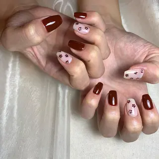 ネイル 里見 麗のネイルデザイン