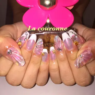 ネイル Lacouronne NATSUMIのネイルデザイン