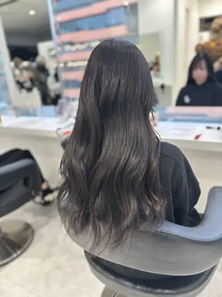 ロング カラー 流行りの透明感カラー ×縮毛矯正🤍ユウのヘアスタイル