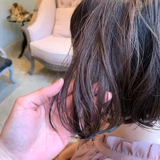 ショート カラー SAKINO. ベージュカラーのヘアスタイル
