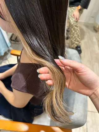 ロング カラー 大川 夏実のヘアスタイル