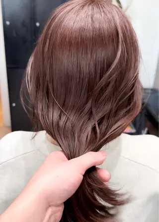 ミディアム ✨透明感カラー/縮毛 恵比寿HAYATO✨のヘアスタイル