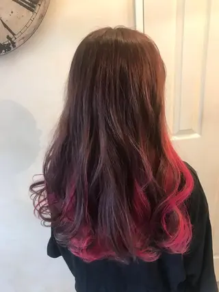 ロング カラー 岩谷/ブリーチ 🪽透明感カラーのヘアスタイル
