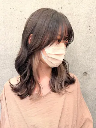 ロング カラー 宮田 凪沙のヘアスタイル
