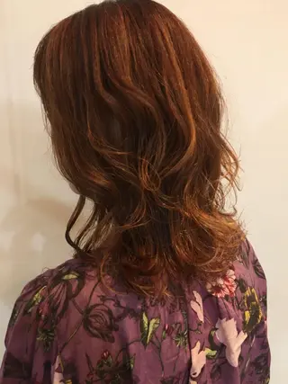 セミロング 狩野 羅夢のヘアスタイル
