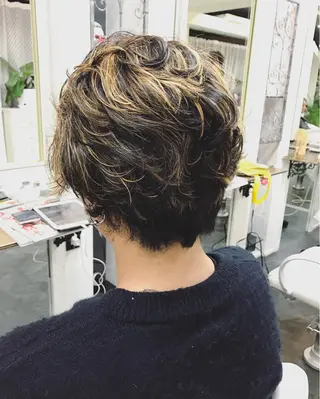 ショート イシイ リョウヘイのヘアスタイル
