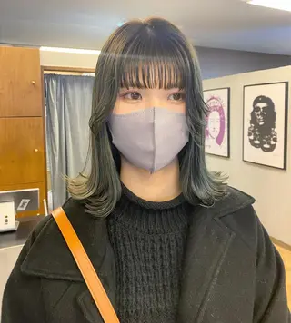 ミディアム デザインカラー/ボブ ブリーチカラー/ユリのヘアスタイル