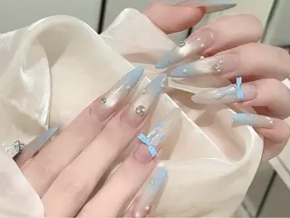 ネイル The Bomのマツエク・マツパデザイン