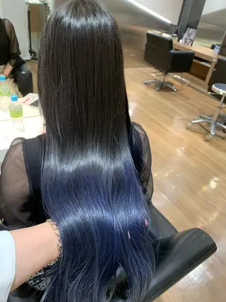ロング カラー 薄田 珠美のヘアスタイル