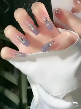 ネイル Theone栄店 伊藤のネイルデザイン