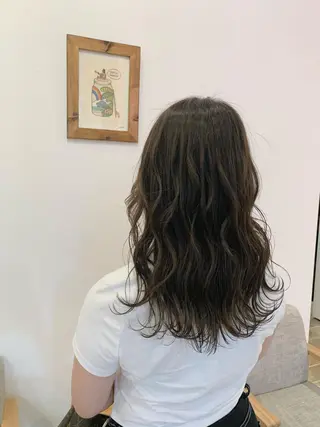 ロング カラー 吉田 聡一のヘアスタイル