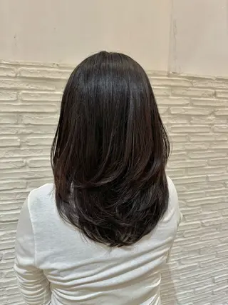 ロング 前平 友慈のヘアスタイル