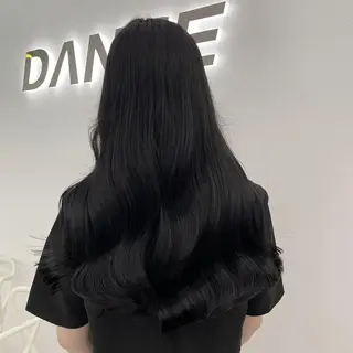カラー 🩶透髪×モテ髪🩶 池袋SHE🏹🩶のヘアスタイル