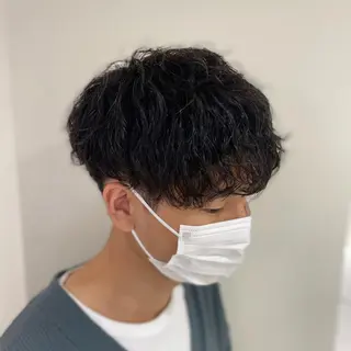 ショート パーマ メンズ 橋本 琉磨のヘアスタイル