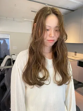 ロング 透明感/レイヤー🎀 春カラー/エリコ🌈のヘアスタイル