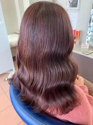 ロング 小澤 志穂のヘアスタイル