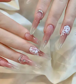 ネイル Sachi Nail上野のネイルデザイン