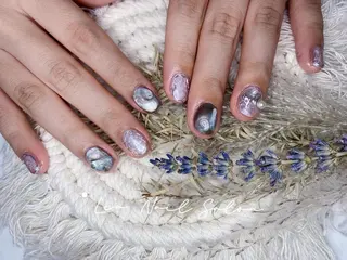 ショート カラー ネイル Le’a NailSalonのネイルデザイン
