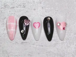 ネイル lucky nail 歌舞伎町のネイルデザイン