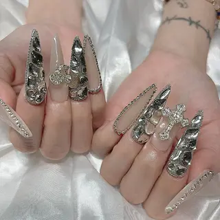 ネイル 山田 真里のネイルデザイン