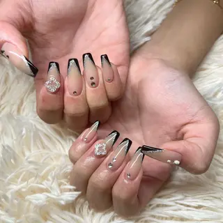 ネイル NORA nail UMEDA MAIのネイルデザイン