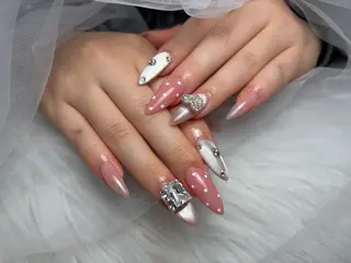 ネイル Cloudy Chan Nailのネイルデザイン