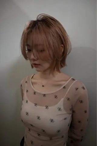 ミディアム カラー aya / ニュアンスカラーのヘアスタイル