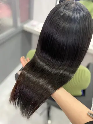セミロング カラー レイヤー×艶髪特化 マネージャー安藤光司のヘアスタイル