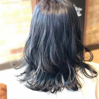 カラー 🦄Re.ly代表 灰野壮🦄のヘアスタイル