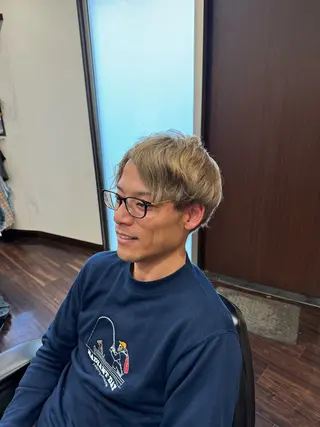 ショート カラー メンズ 早川 太貴のヘアスタイル