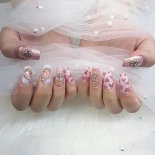 ネイル パーツ全部¥110 サロンミミのネイルデザイン