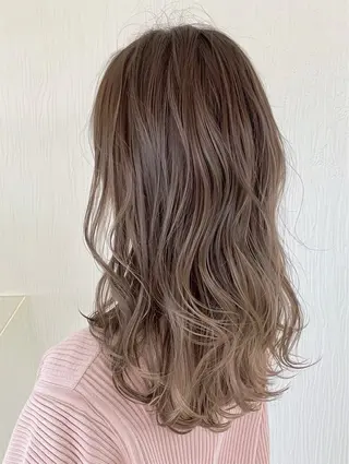 ミディアム カラー ブリーチなしWカラー 超特化/YURAのヘアスタイル