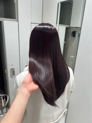 ロング カラー 浦上 陽咲のヘアスタイル