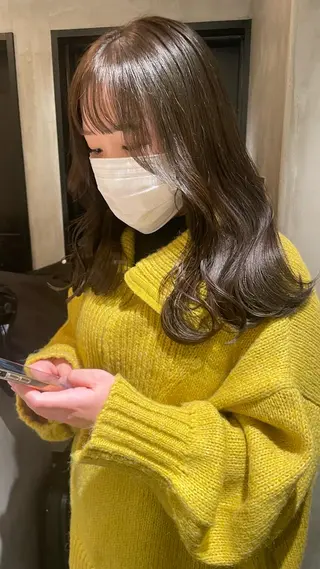 ミディアム カラー 大人girly🛋️ 🤍yukakoのヘアスタイル