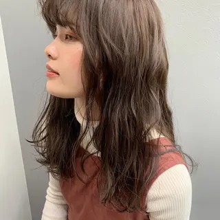 ロング 福山 晴香のヘアスタイル