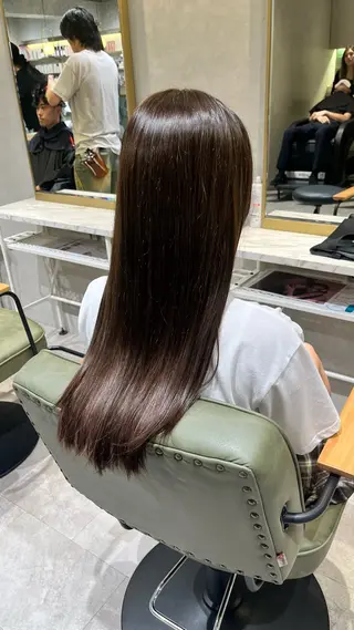 ロング カラー 新宿/ヘアカラー AiNAのヘアスタイル